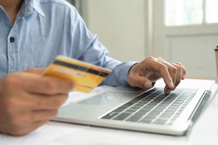 Vivre sereinement avec des finances équilibrées?>